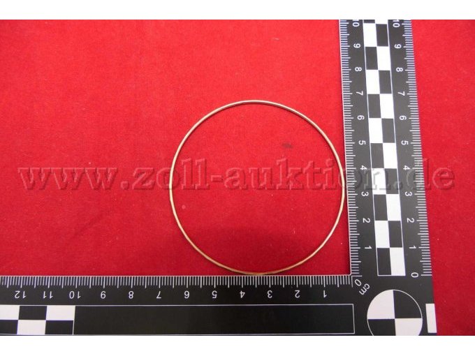 Armreif mit Maßstab