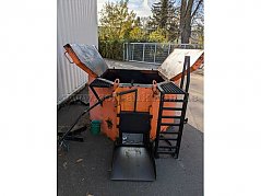 Asphalt-Thermobehälter von hinten