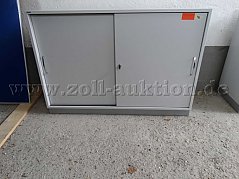Vorderansicht Türen geschlossen