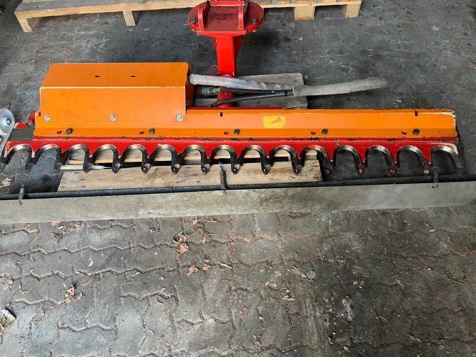 Astschere Vorderansicht