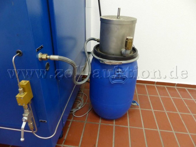 Detailansicht Atemluftkompressor mit Füllleiste