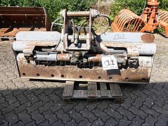 Grabenräumlöffel hinten