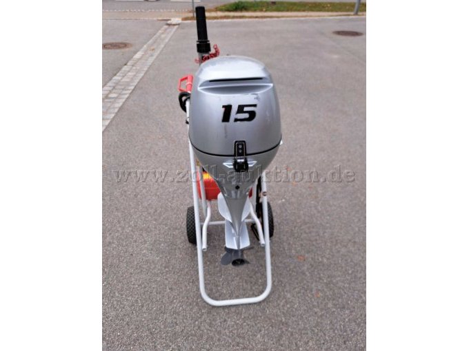 1 Außenbordmotor Honda Motor Co. Ltd. Modell: BF15D – foto 2 – kavel bij Zoll-Auktion, Regenstauf