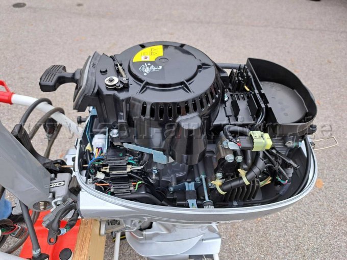1 Außenbordmotor Honda Motor Co. Ltd. Modell: BF15D – foto 5 – kavel bij Zoll-Auktion, Regenstauf