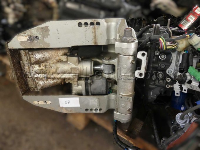 Motortrimmanlage (Befestigung am Boot)