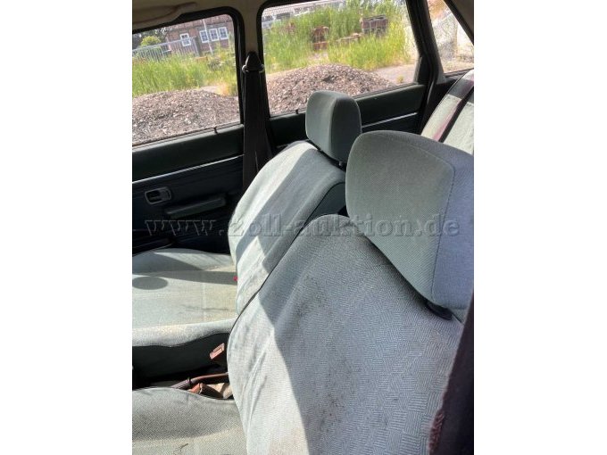 Audi 80 Sitze vorn