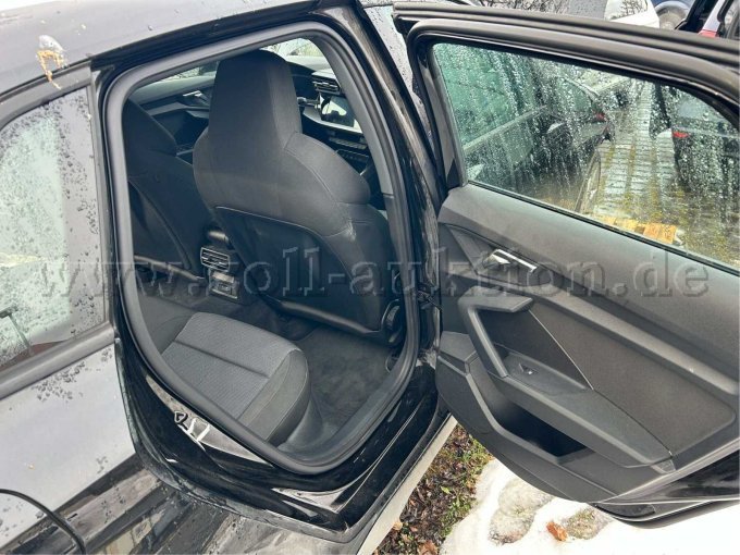 Einstieg hinten rechts