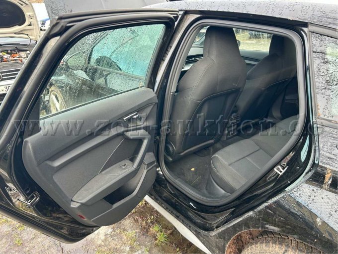 Einstieg hinten links