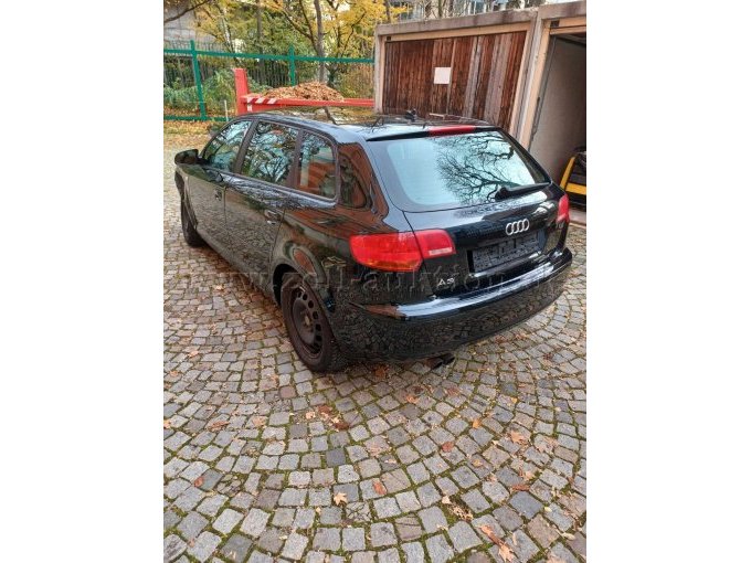 Seitenansicht hinten links