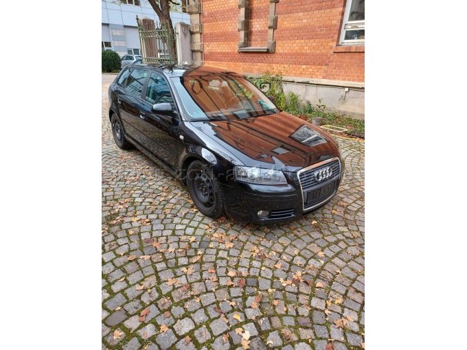 Seitenansicht vorne rechts