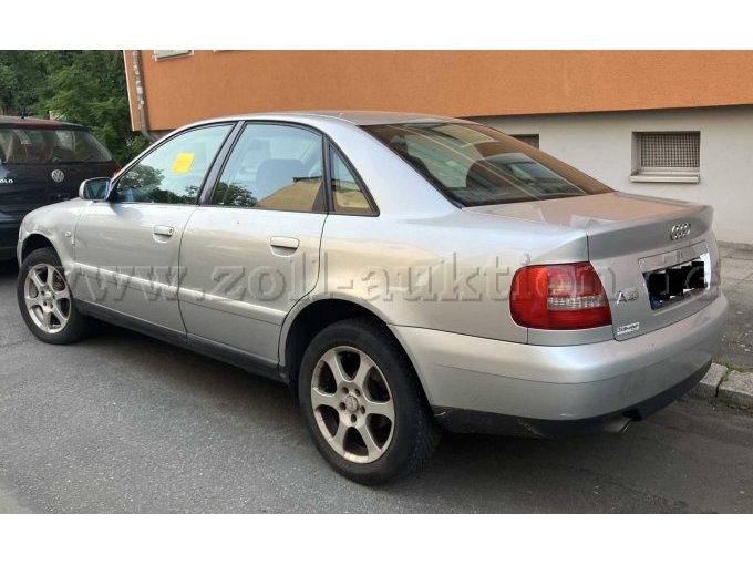 Heck und Fahrseite