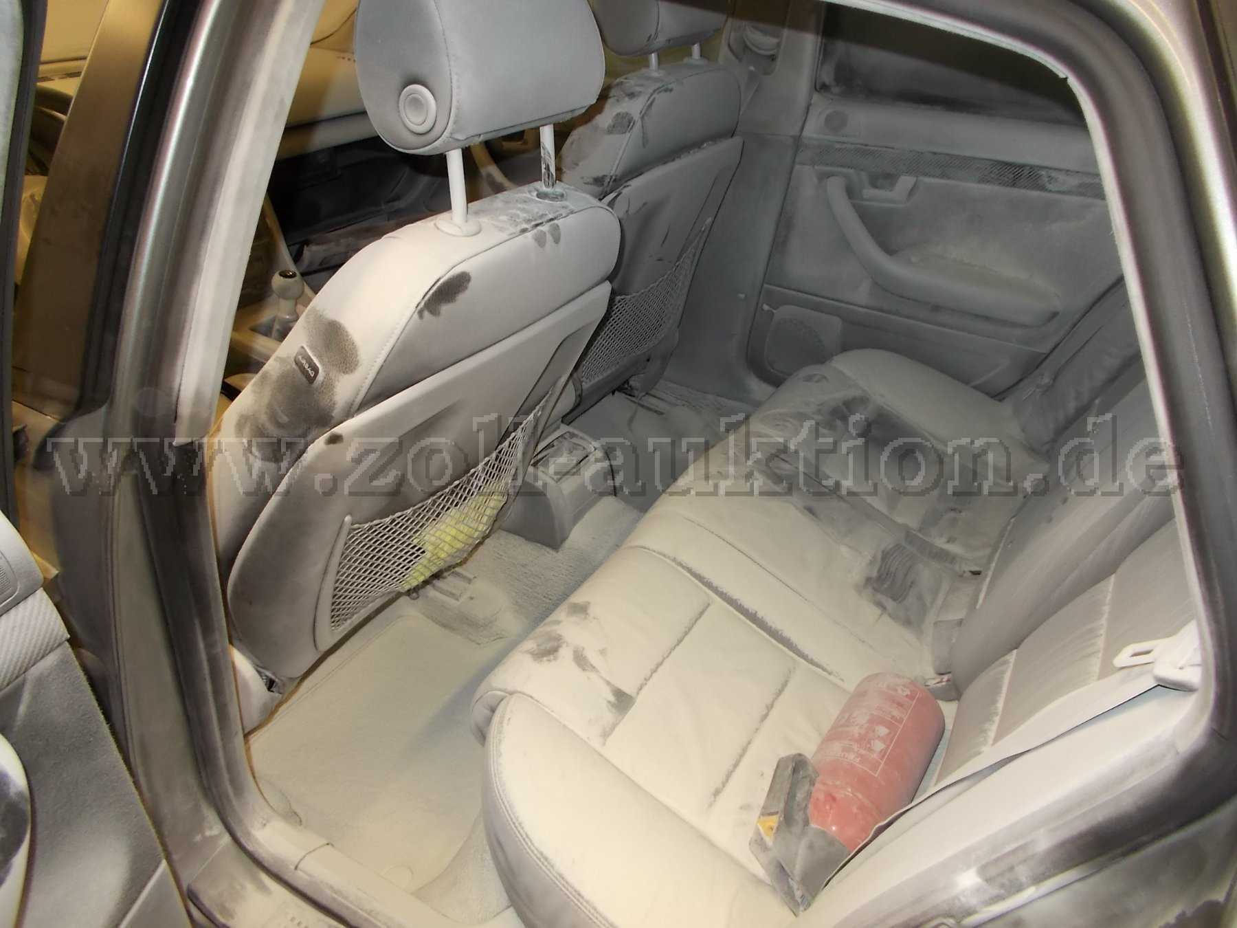 Ansicht des Innenraums von hinten