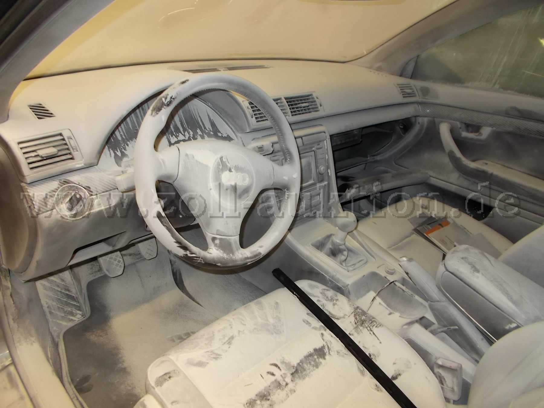 Ansicht des Innenraums von vorne