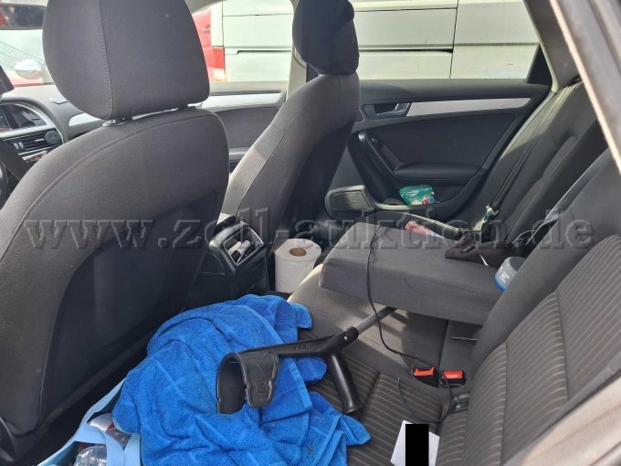 1 Audi A4 2.0 TDI DPF clean diesel Avant Ambiente – foto 18 – kavel bij Zoll-Auktion, Overath
