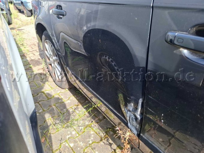 1 Audi A4 2.0 TDI DPF clean diesel Avant Ambiente – foto 13 – kavel bij Zoll-Auktion, Overath