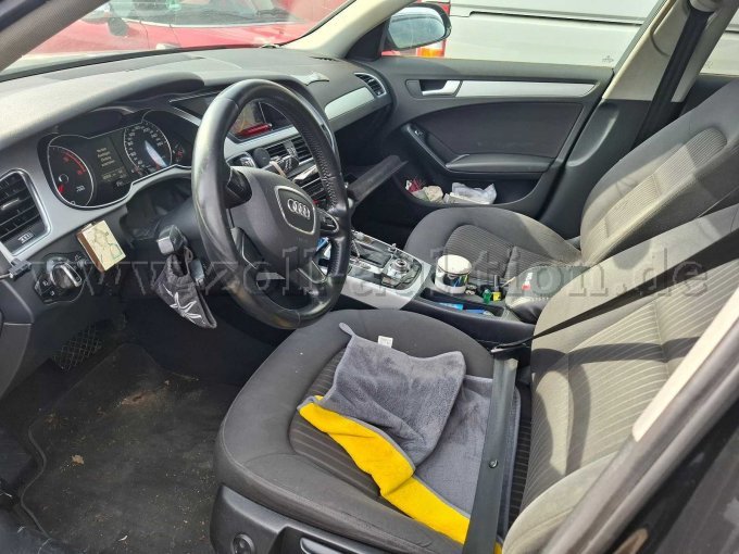 1 Audi A4 2.0 TDI DPF clean diesel Avant Ambiente – foto 16 – kavel bij Zoll-Auktion, Overath
