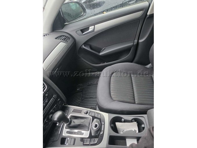 010 innen vorn Beifahrerseite