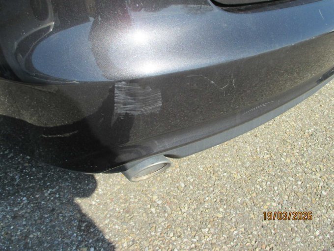 Kratzer Stoßfänger hinten