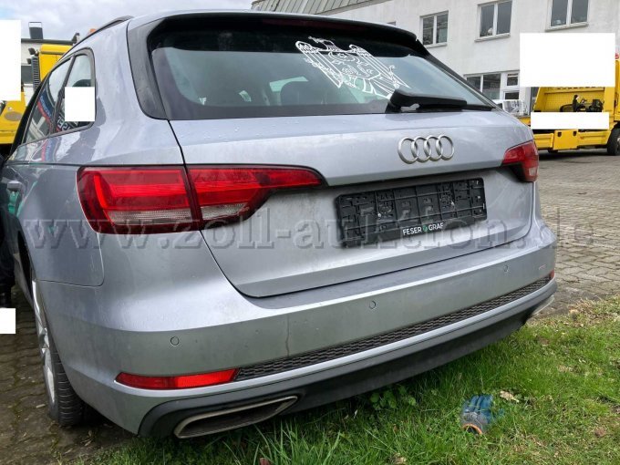 Heckansicht/Fahrerseite