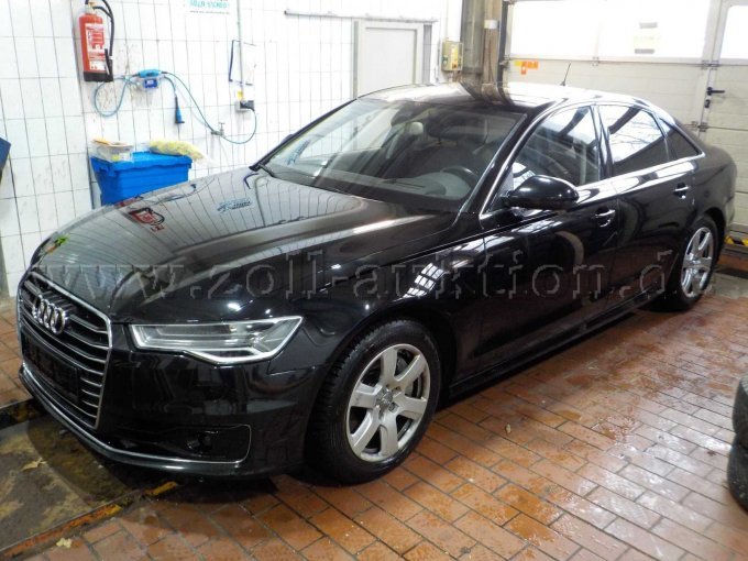 Front- und Seitenansicht Audi A6 Front- und Seitenansicht Audi A6