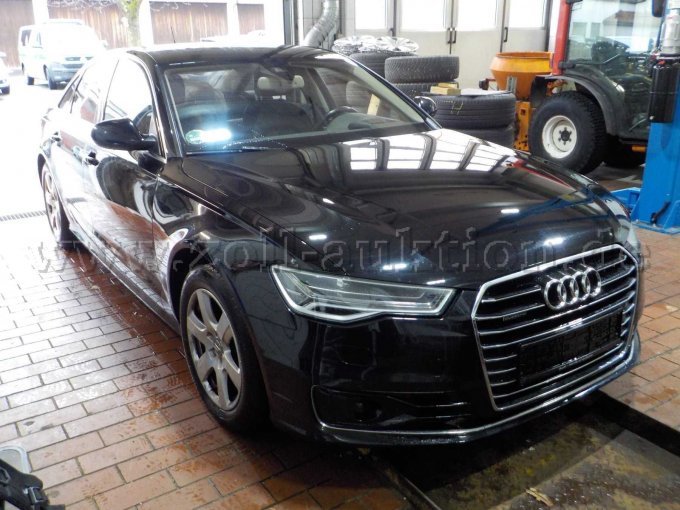 Front- und Seitenansicht Audi A6