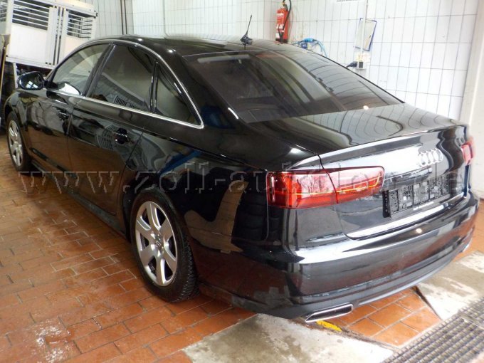 Heck- und Seitenansicht Audi A6