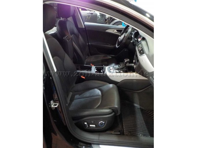 Detailbild Beifahrer Raum