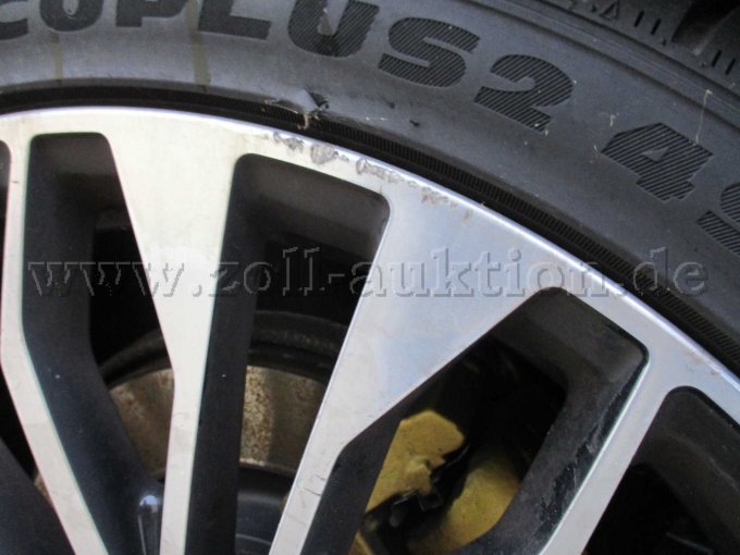 Schaden Alufelge/Reifen