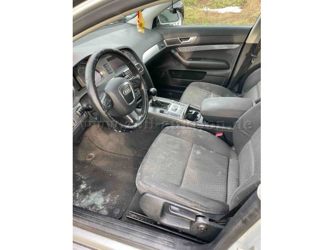 Innenraum - Fahrerseite