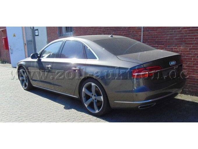 1 Audi A8 4,2 l TDI ++onderdelendonor++ – foto 2 – kavel bij Zoll-Auktion, Wolfenbüttel