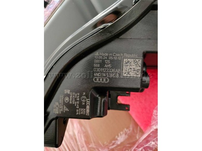 Audi A8 Matrix LED Scheinwerfer Seriennummer