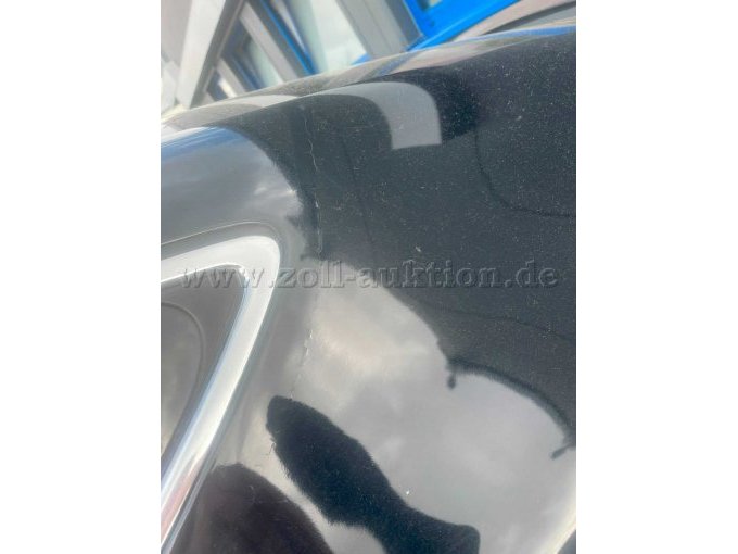 nachlackierter Unfallschaden