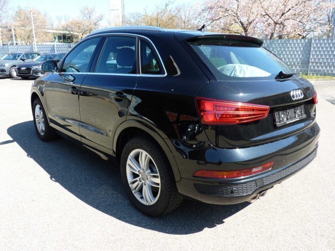 Ansicht von hinten links