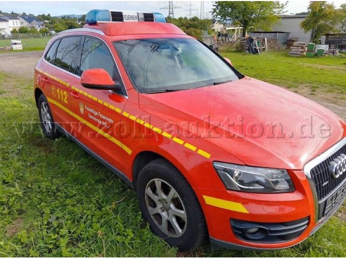 1 Audi Q5 2.0 TDI – voormalige commandowagen van de brandweer – niet rijklaar – foto 3 – kavel bij Zoll-Auktion, Alfter