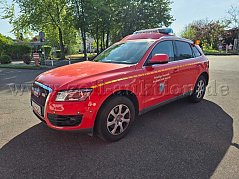 Fahrzeugfront und Fahrerseite
