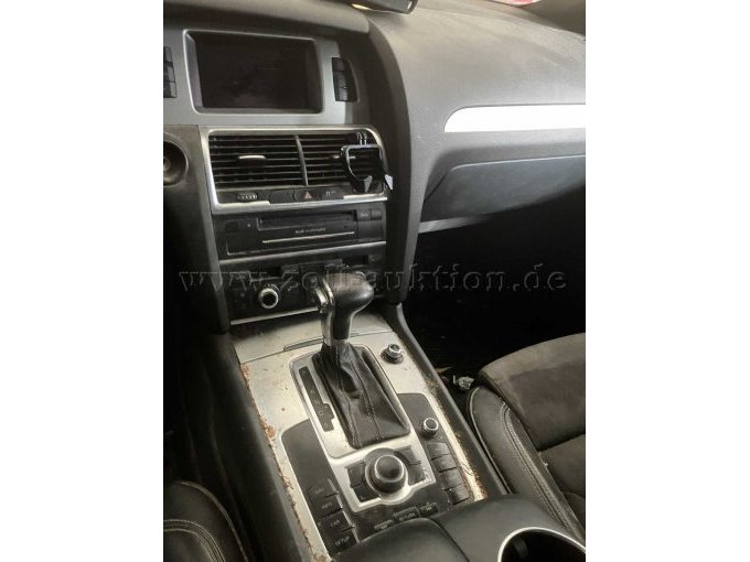 1 Audi Q7 3.0 TDI quattro mit AHK – foto 6 – kavel bij Zoll-Auktion, Stuttgart