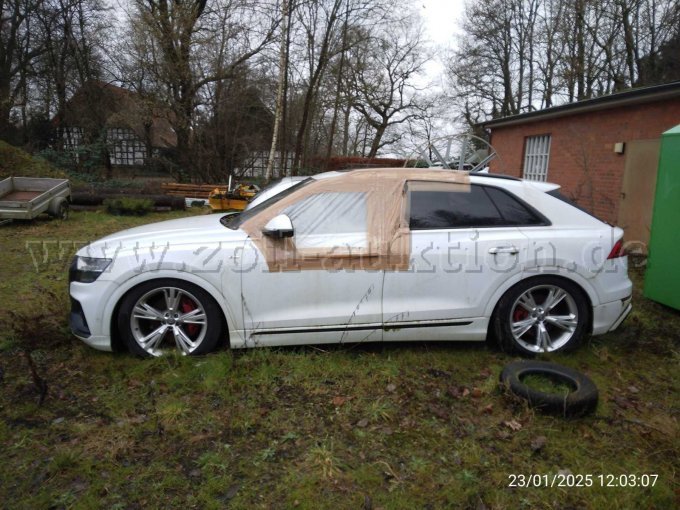 Seite Links - Seitenscheibe defekt