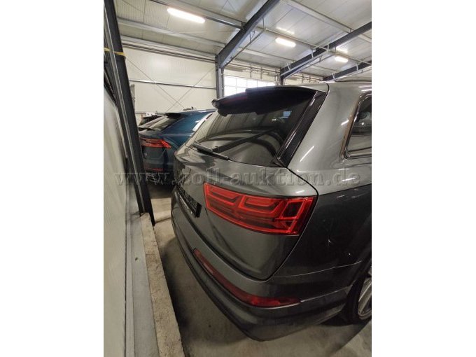 Heckansicht schräg rechts