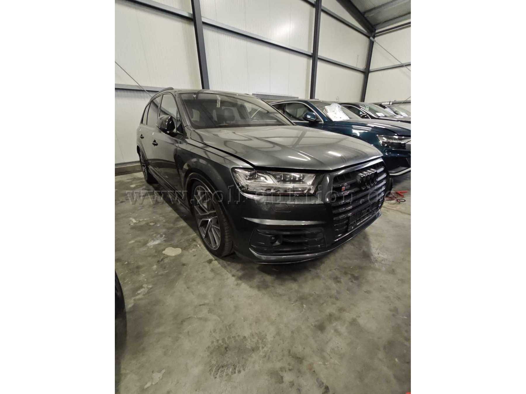 Fronstansicht schräg links