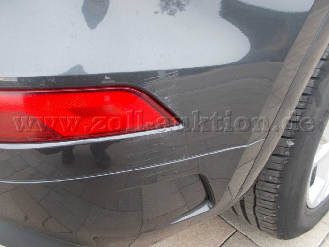 Stoßstange Kratzer hinten rechts