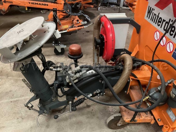 1 Aufbaustreuer Küpper Weisser Typ IMS2E – foto 6 – kavel bij Zoll-Auktion, Wurster Nordseeküste