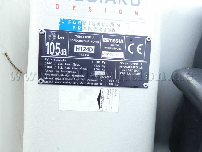 Typenschild mit CE-Kennzeichnung