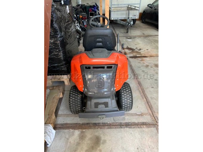 1 Aufsitzmäher Husqvarna Rider R 213 C – foto 2 – kavel bij Zoll-Auktion, Kleve