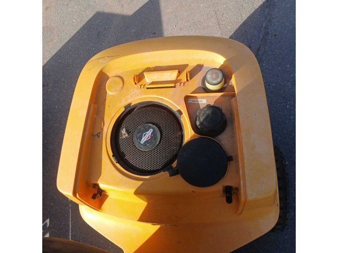 Motorabdeckung fehlt