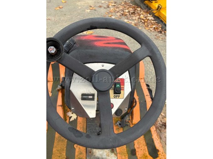 1 AufsitzrasenmäherAS 910/2 Enduro – defekt / Teileträger – foto 5 – kavel bij Zoll-Auktion, Hamburg