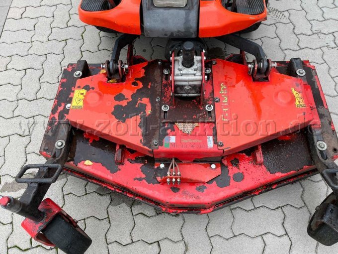 Kubota F1900 Mähwerk Lackschäden