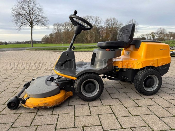 Aufsitzmäher - Seitenansicht