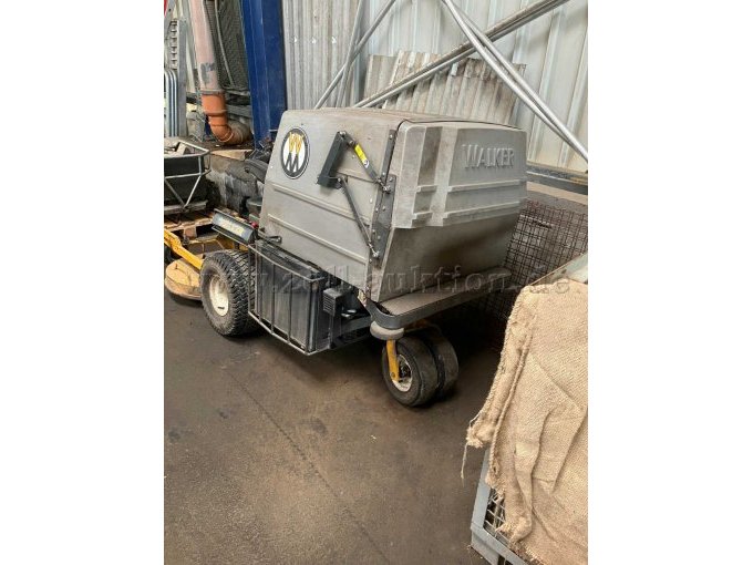 Heckansicht mit Korb