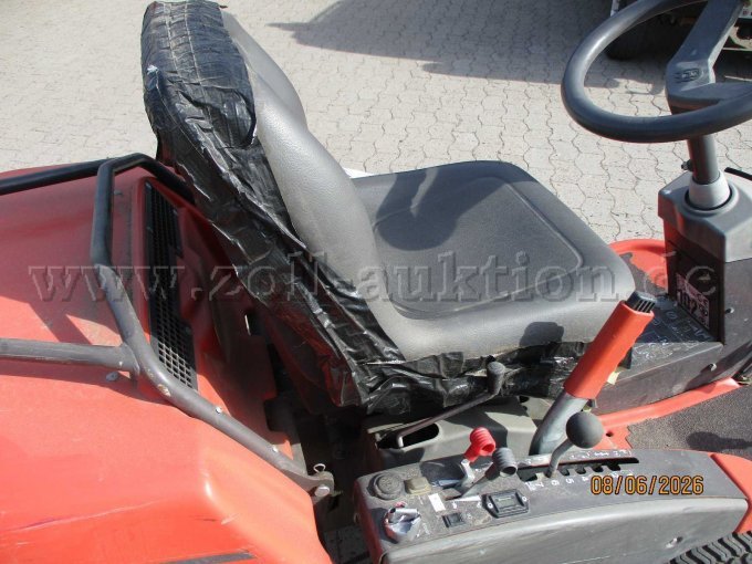 1 Ausitzrasenmäher Husqvarna PF 18, Bastlerfahrzeug – foto 9 – kavel bij Zoll-Auktion, Ronnenberg