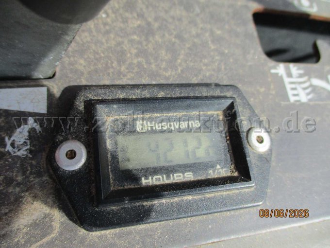 1 Ausitzrasenmäher Husqvarna PF 18, Bastlerfahrzeug – foto 3 – kavel bij Zoll-Auktion, Ronnenberg